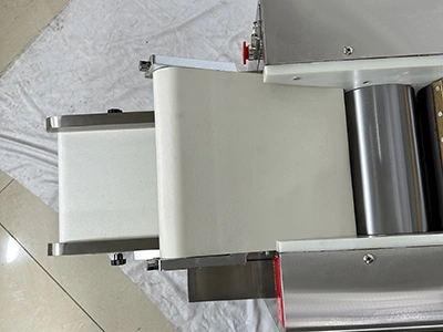 Automatic Dough Roller Machine